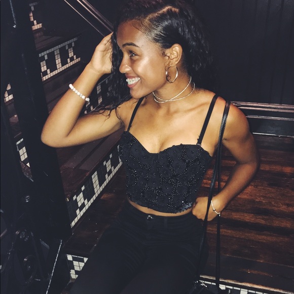 Top - Picture 2 of 2